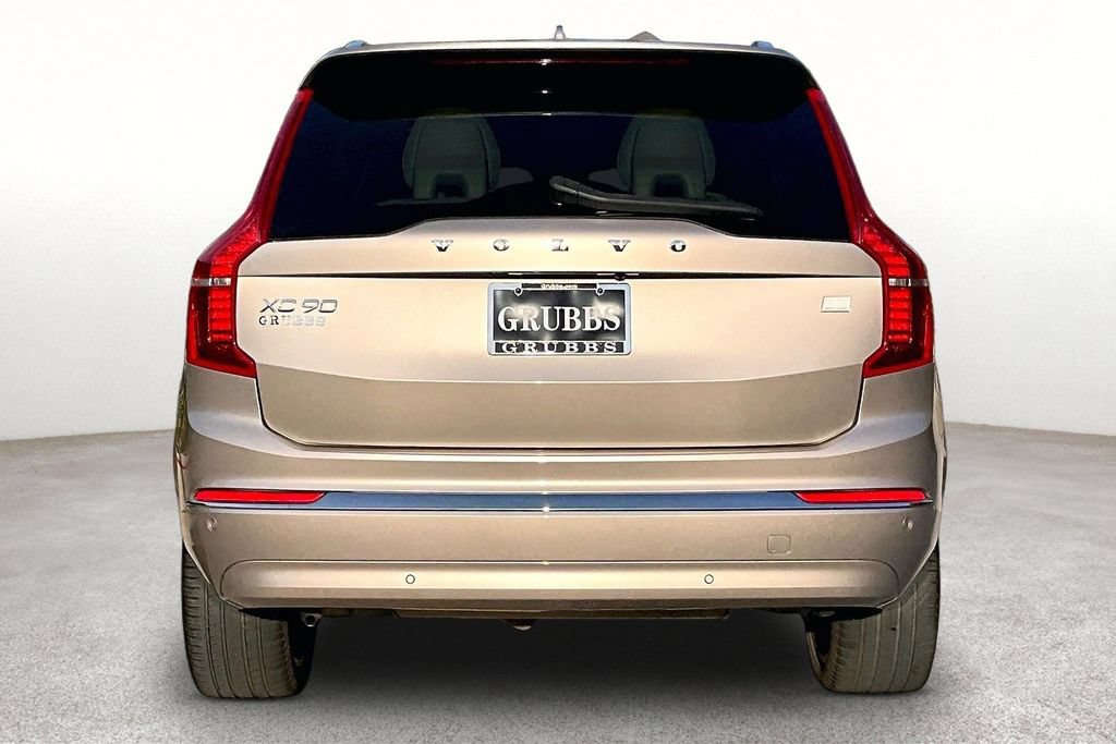 Certified 2023 Volvo XC90 T8 Ultimate AWD/4WD image 5