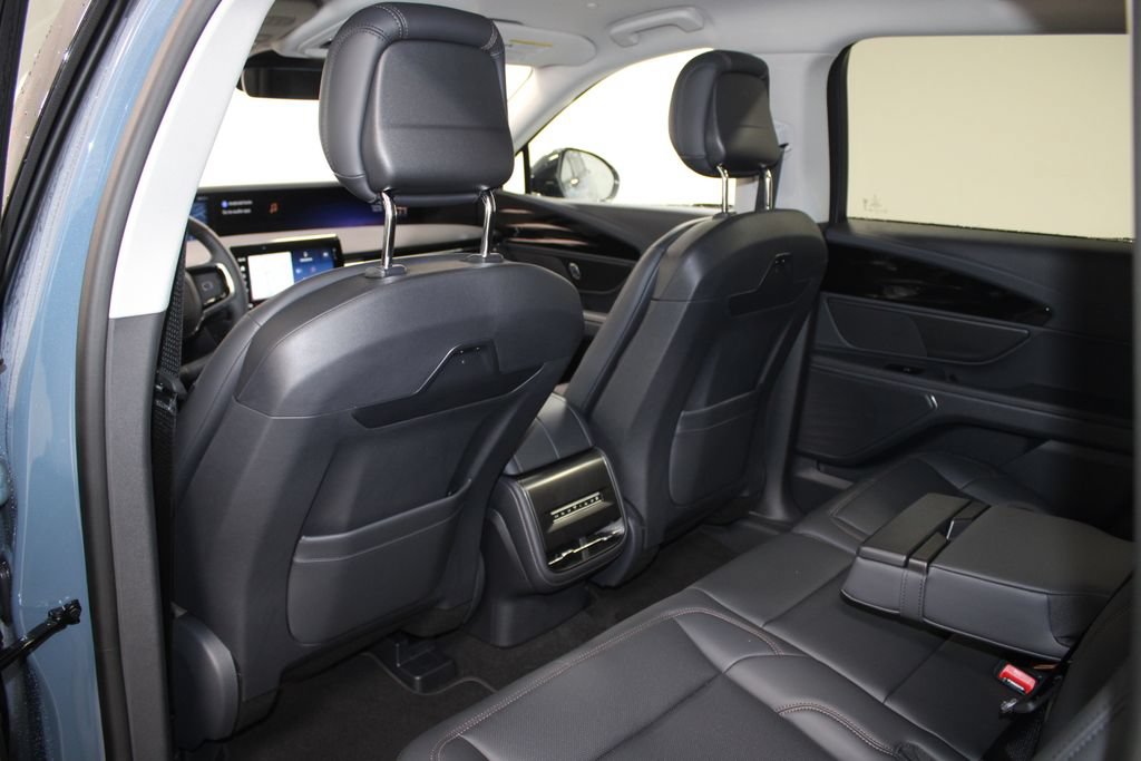 New 2026 Lincoln Nautilus Premier AWD/4WD image 25