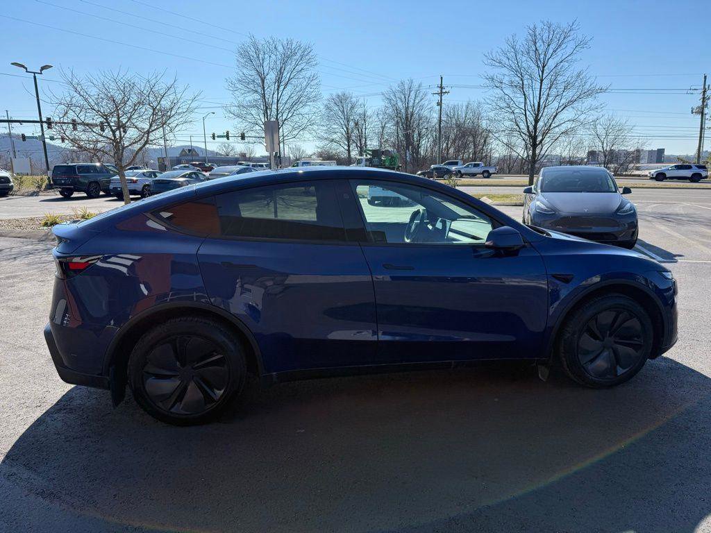 Used 2026 Tesla Model Y Long Range AWD/4WD image 4