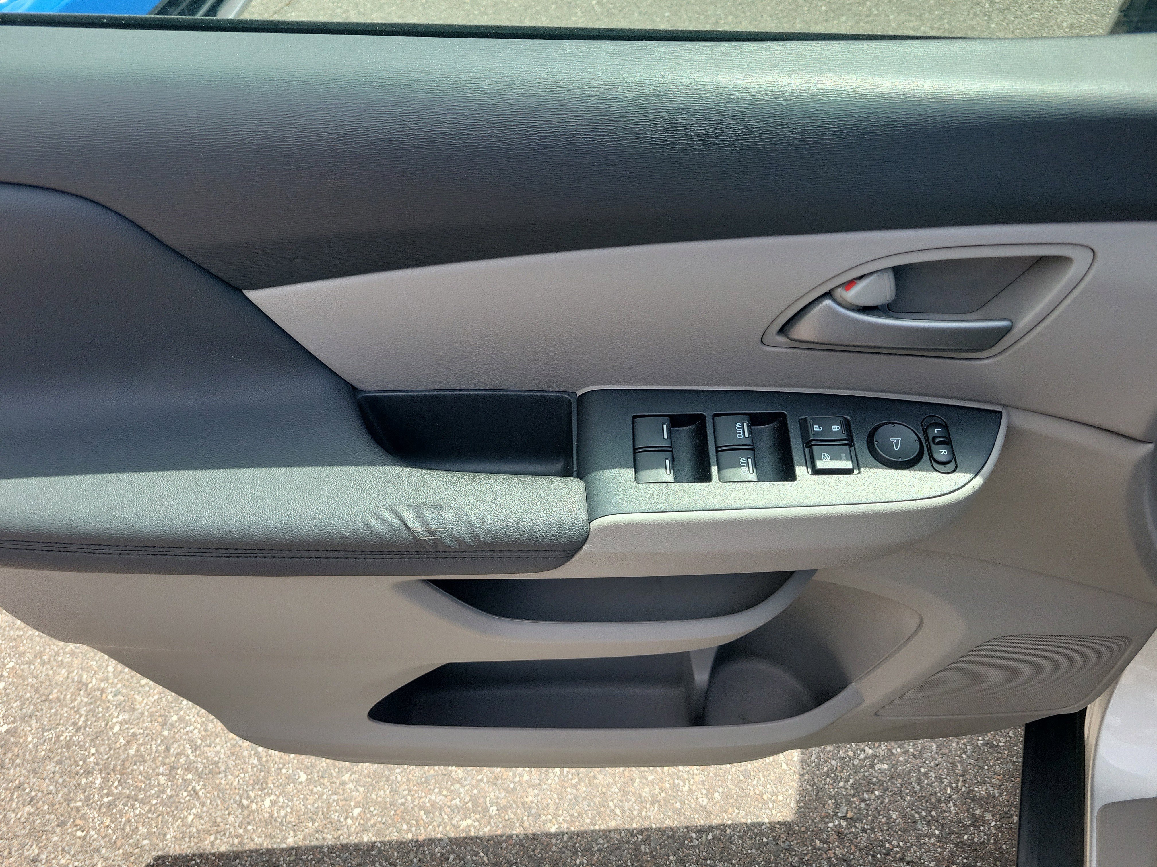 Used 2013 Honda Odyssey EX-L image 34