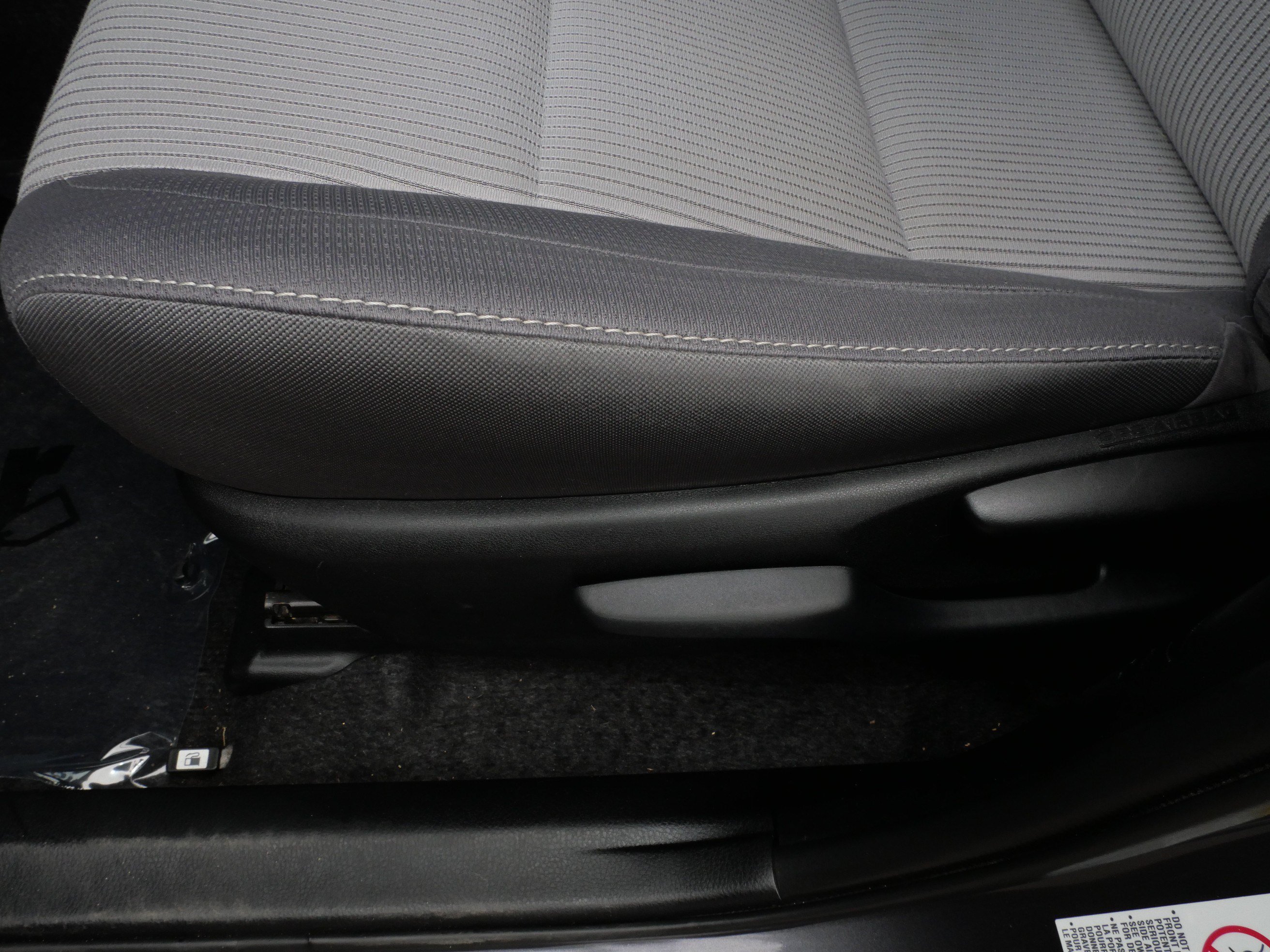 Used 2014 Toyota RAV4 XLE FWD image 20