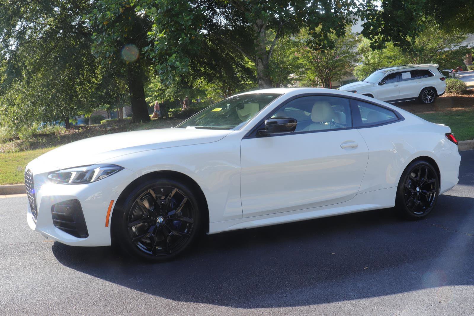 New 2026 BMW 430i Coupe w/ M Sport Package image 4