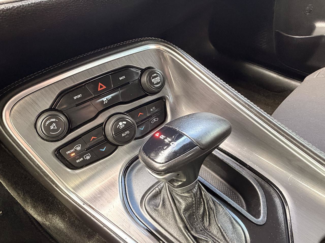 Used 2016 Dodge Challenger SXT RWD image 25
