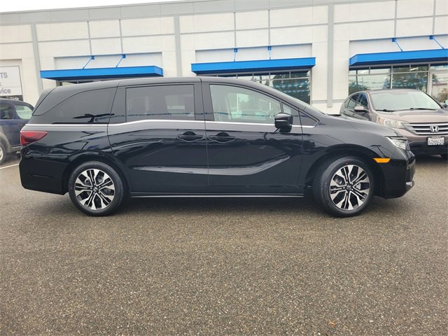 New 2026 Honda Odyssey Elite image 4