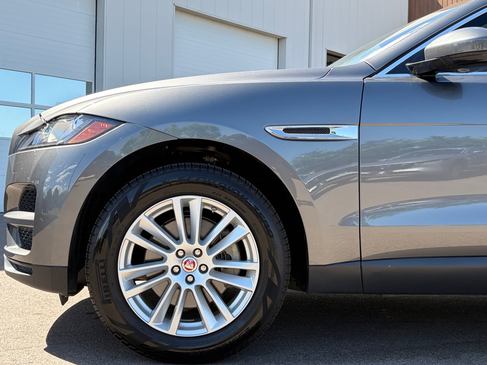 Used 2019 Jaguar F-PACE Prestige AWD/4WD image 10