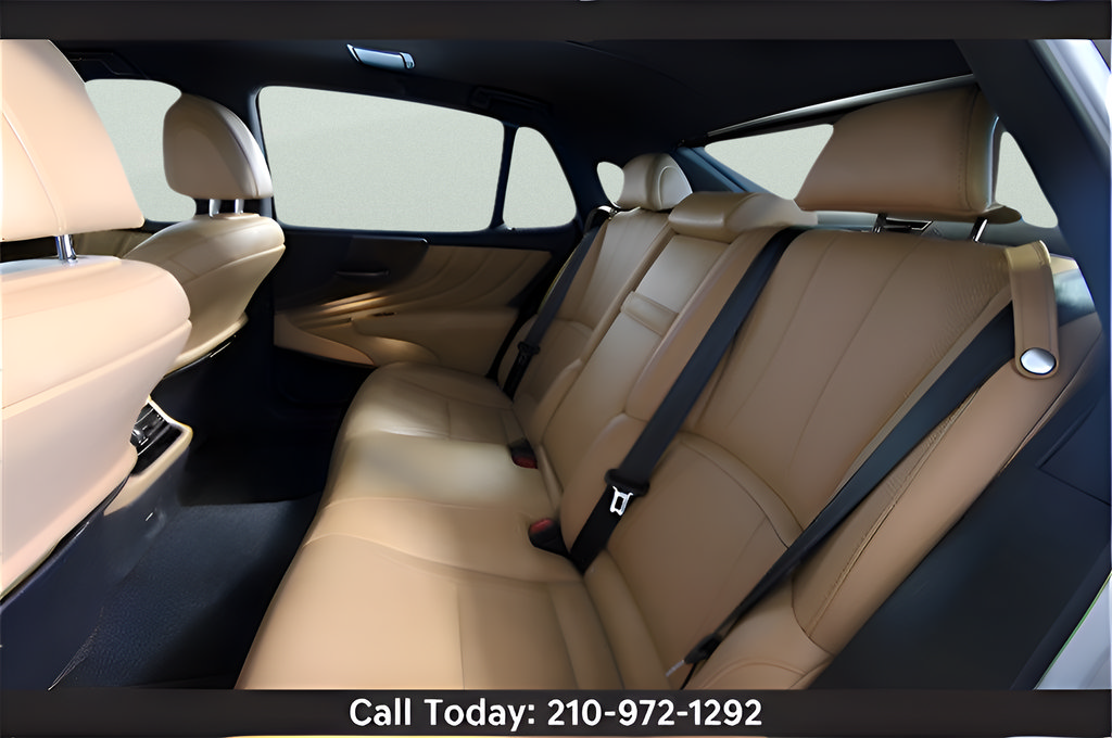 Used 2022 Lexus LS 500 RWD image 14