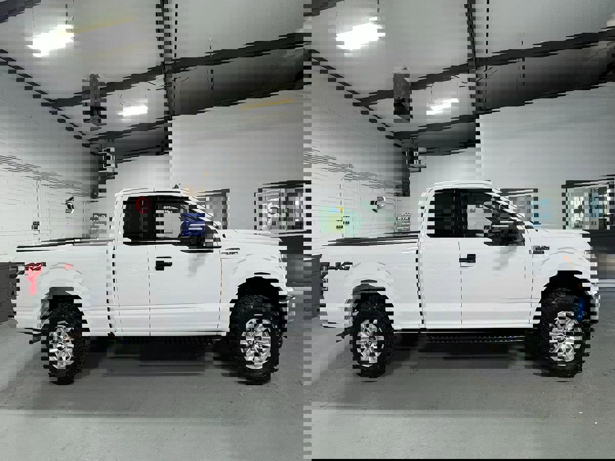 Used 2019 Ford F150 XLT w/ Equipment Group 301A Mid image 5