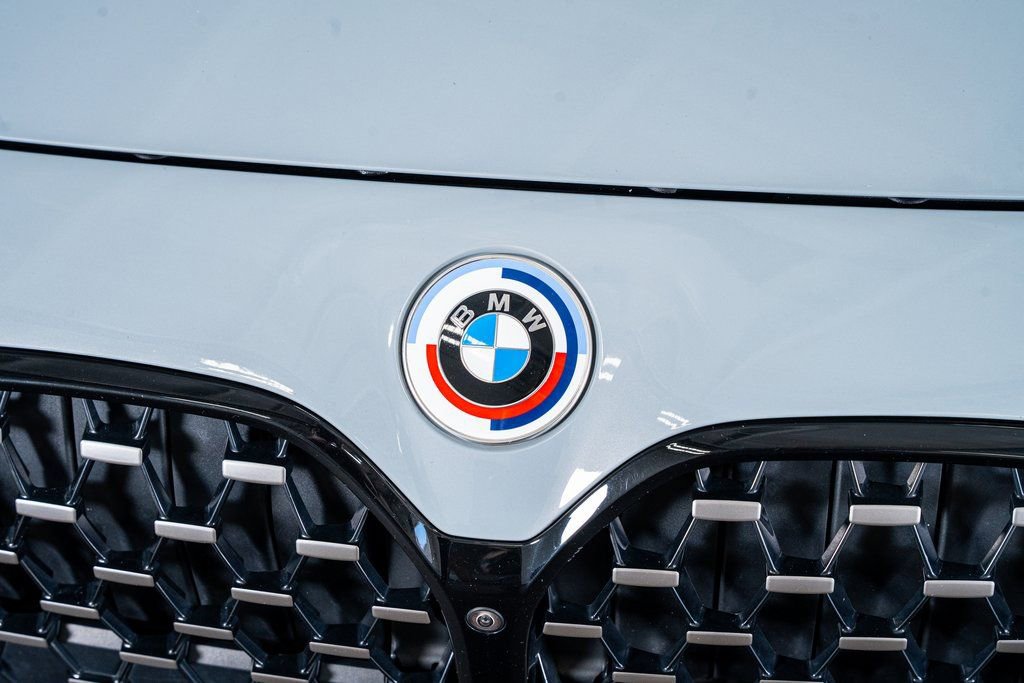 Used 2023 BMW M440i Coupe w/ Premium Package image 17