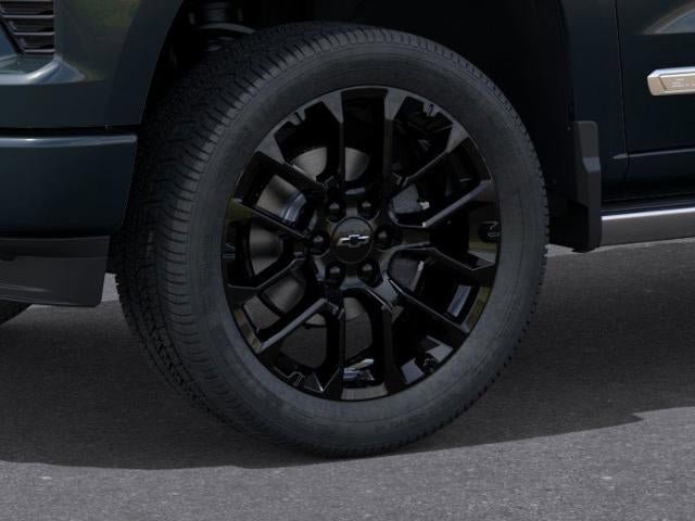 New 2026 Chevrolet Silverado 1500 High Country w/ Technology Package AWD/4WD image 9