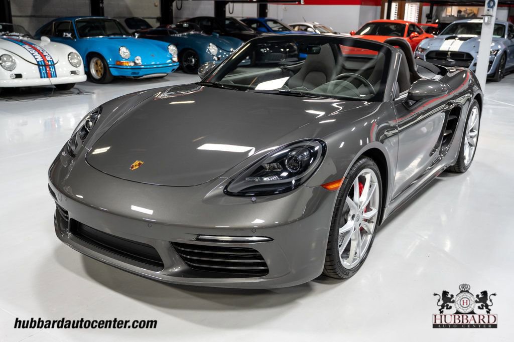 Used 2023 Porsche 718 Boxster S RWD image 12