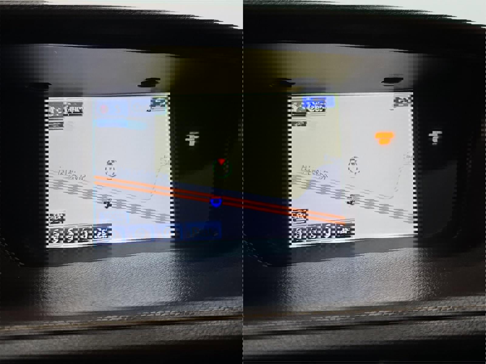 Used 2016 Lexus ES 350 w/ Luxury Package w/Wood Trim image 15