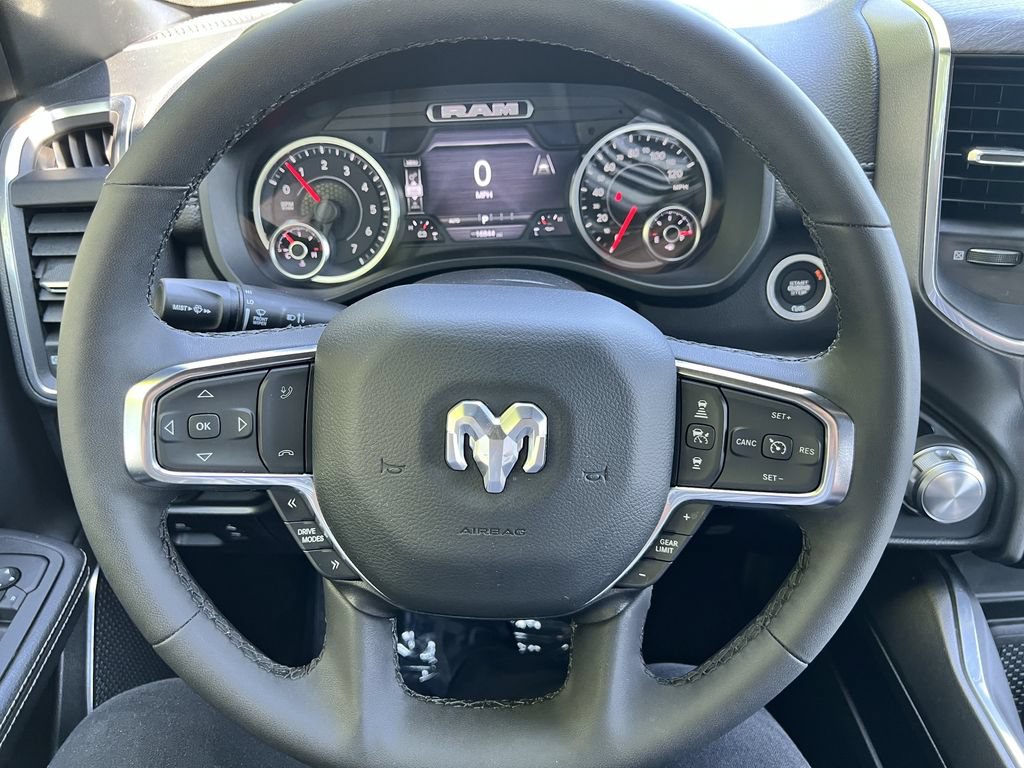 Used 2025 RAM 1500 Laramie w/ Sport Appearance Package AWD/4WD image 11