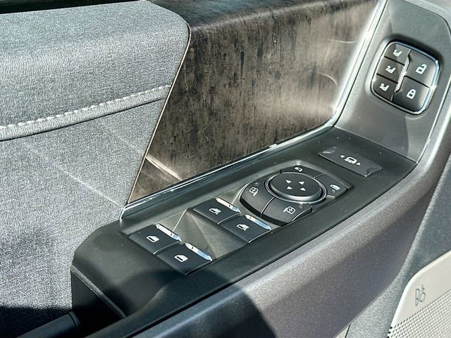 New 2025 Ford F350 Lariat w/ Lariat Ultimate Package image 14