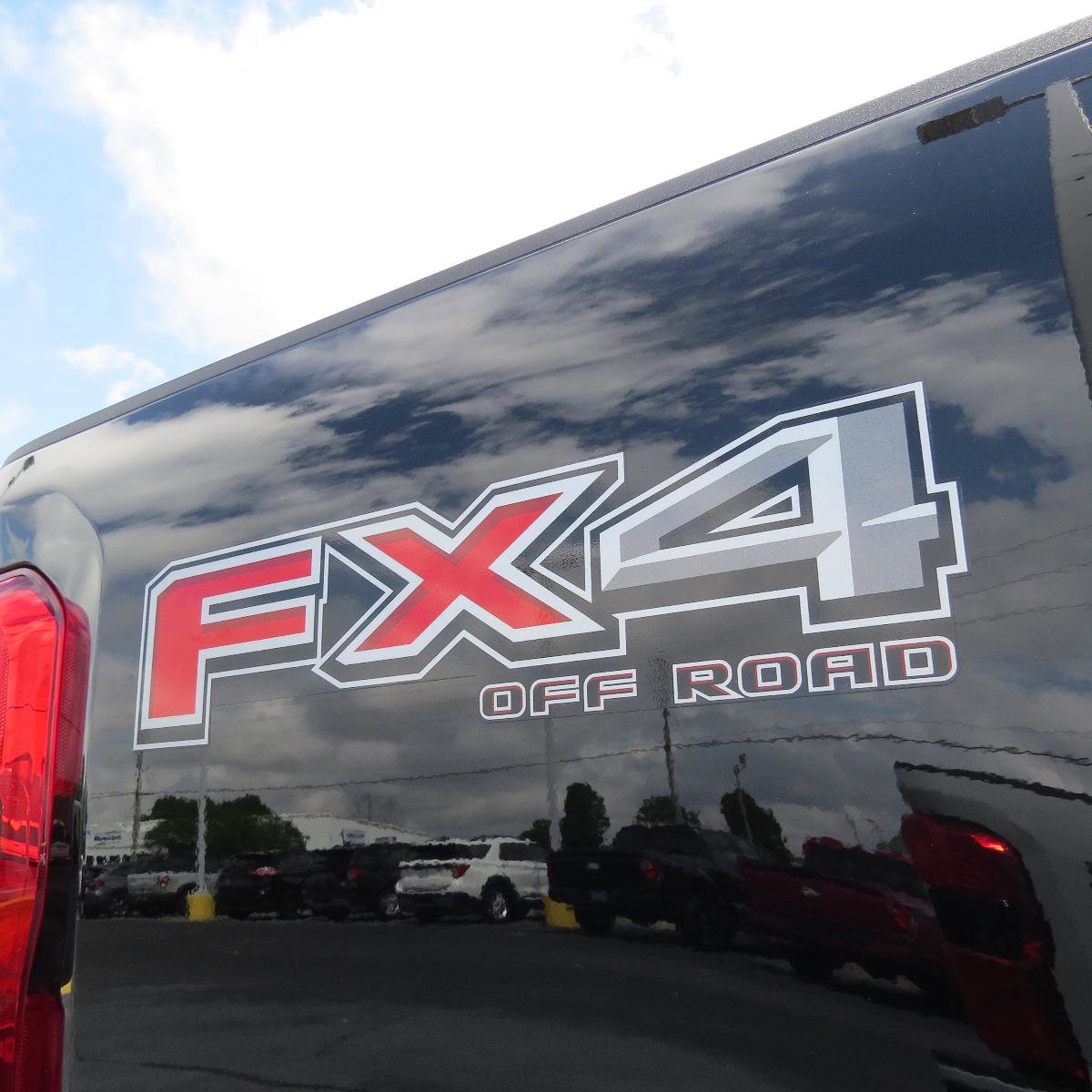 New 2025 Ford F250 Platinum image 13