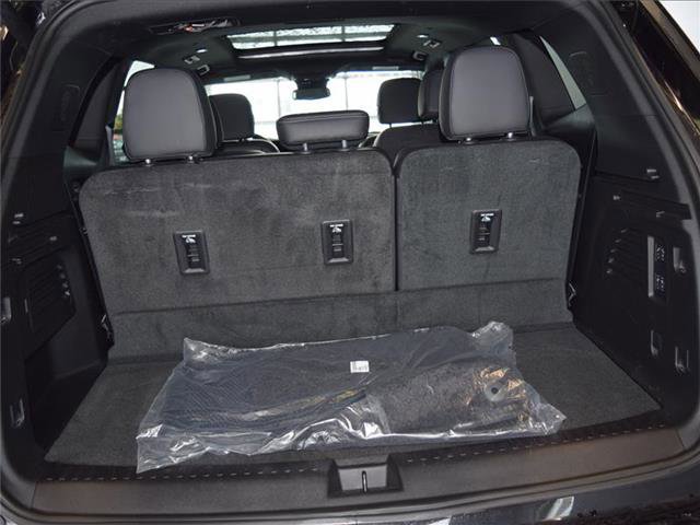 Used 2025 Buick Enclave Avenir w/ Trailering Package, 5000 lbs. image 42