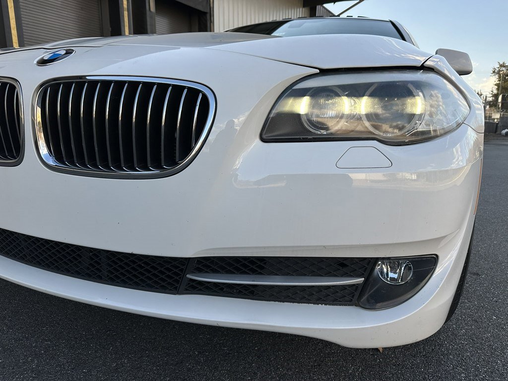 Used 2013 BMW 528i xDrive Sedan AWD/4WD image 10