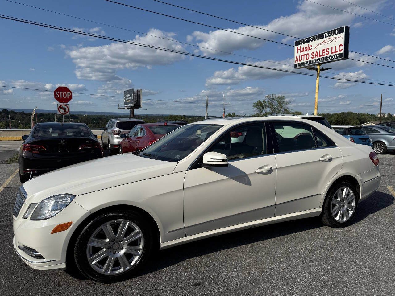 Used 2013 Mercedes-Benz E 350 BlueTEC Sedan image 1