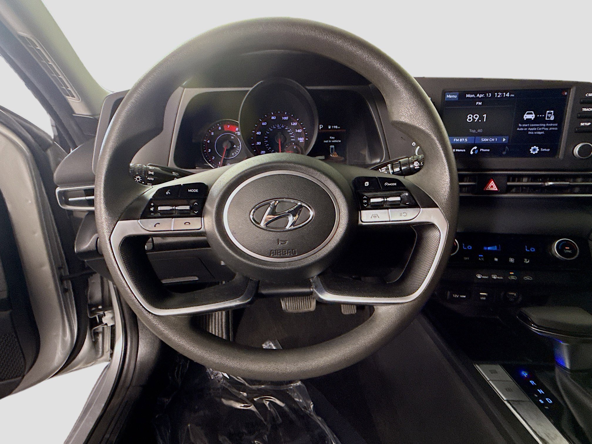 Used 2021 Hyundai Elantra SEL FWD image 13