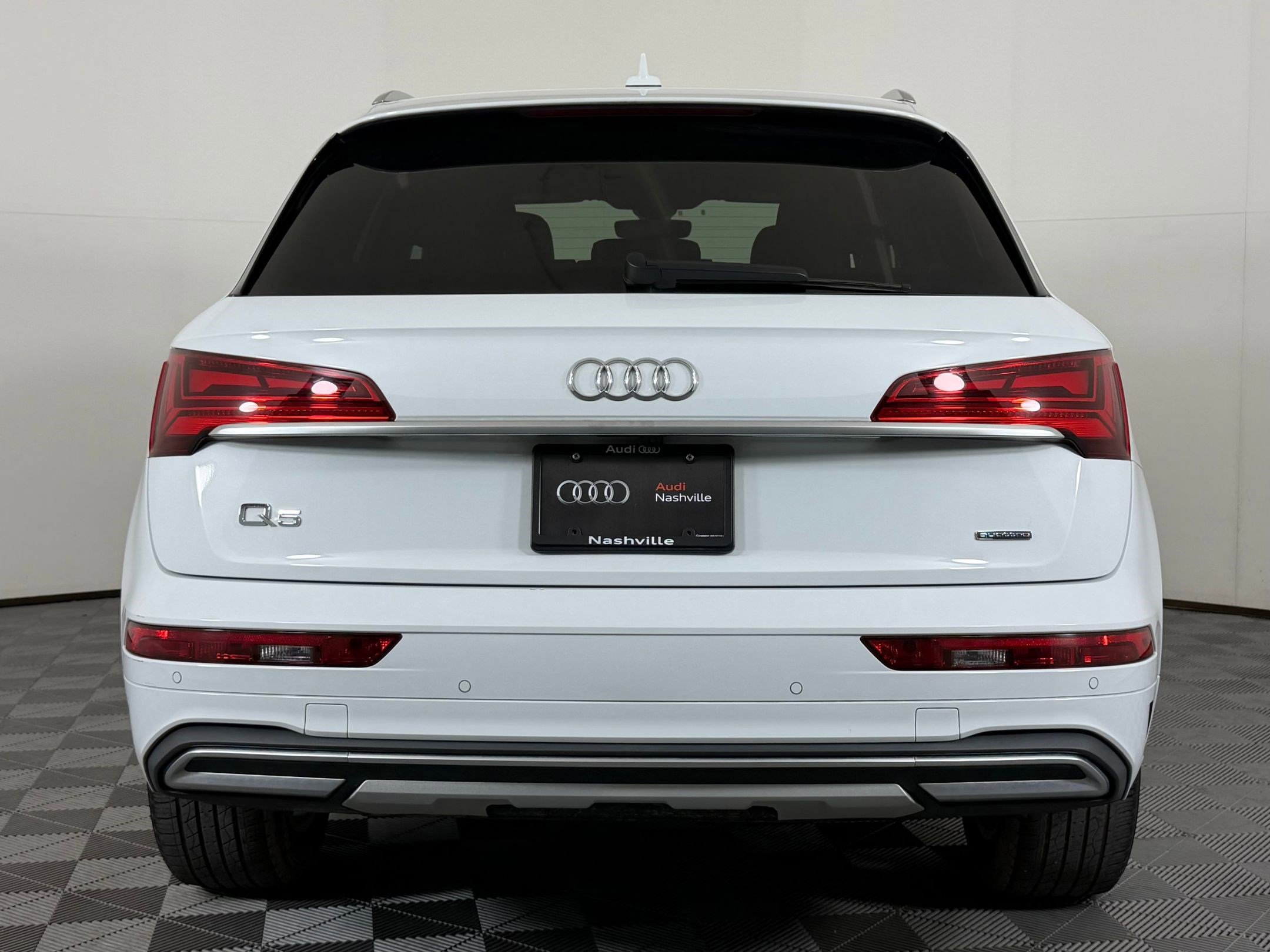 Certified 2023 Audi Q5 Premium w/ Convenience Package AWD/4WD image 10