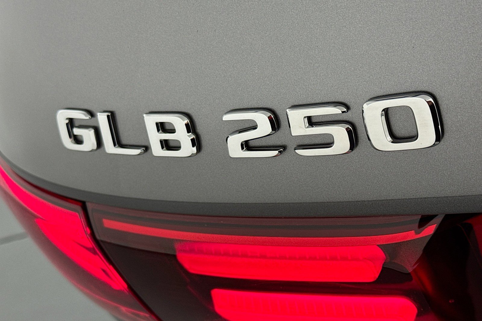 Certified 2026 Mercedes-Benz GLB 250 image 9