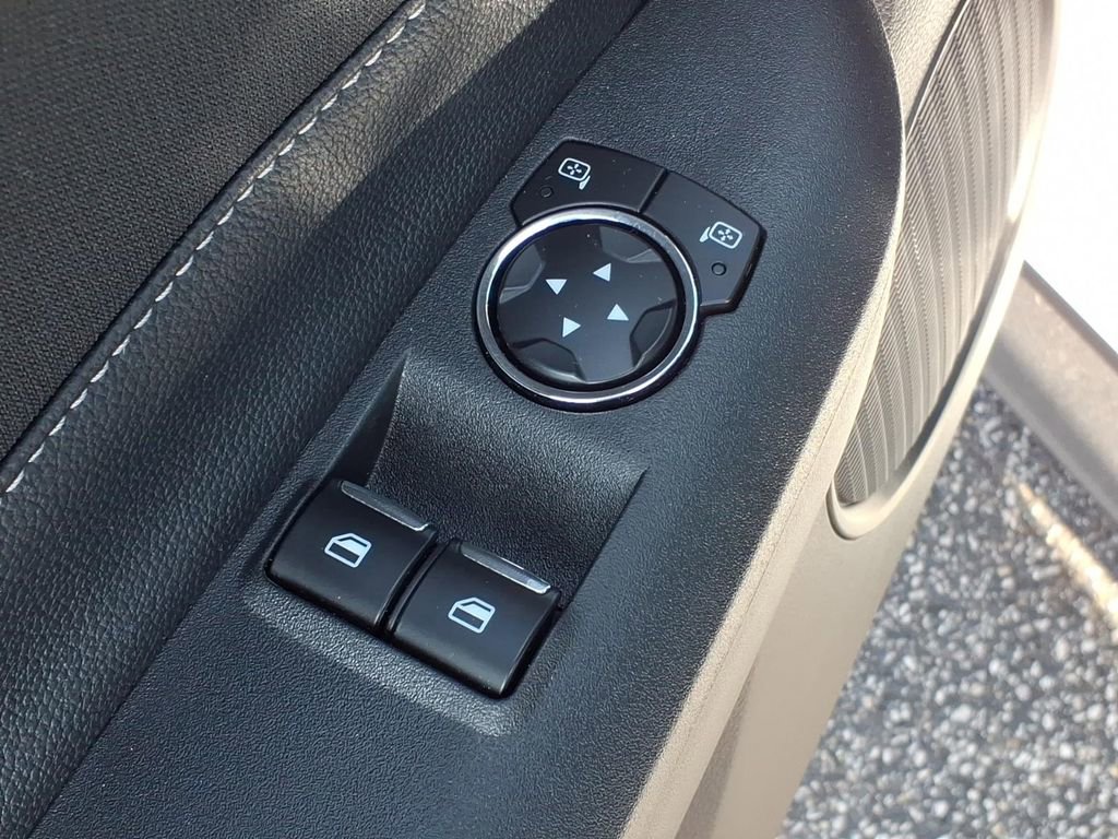 Used 2019 Ford Mustang GT w/ Black Accent Package RWD image 13