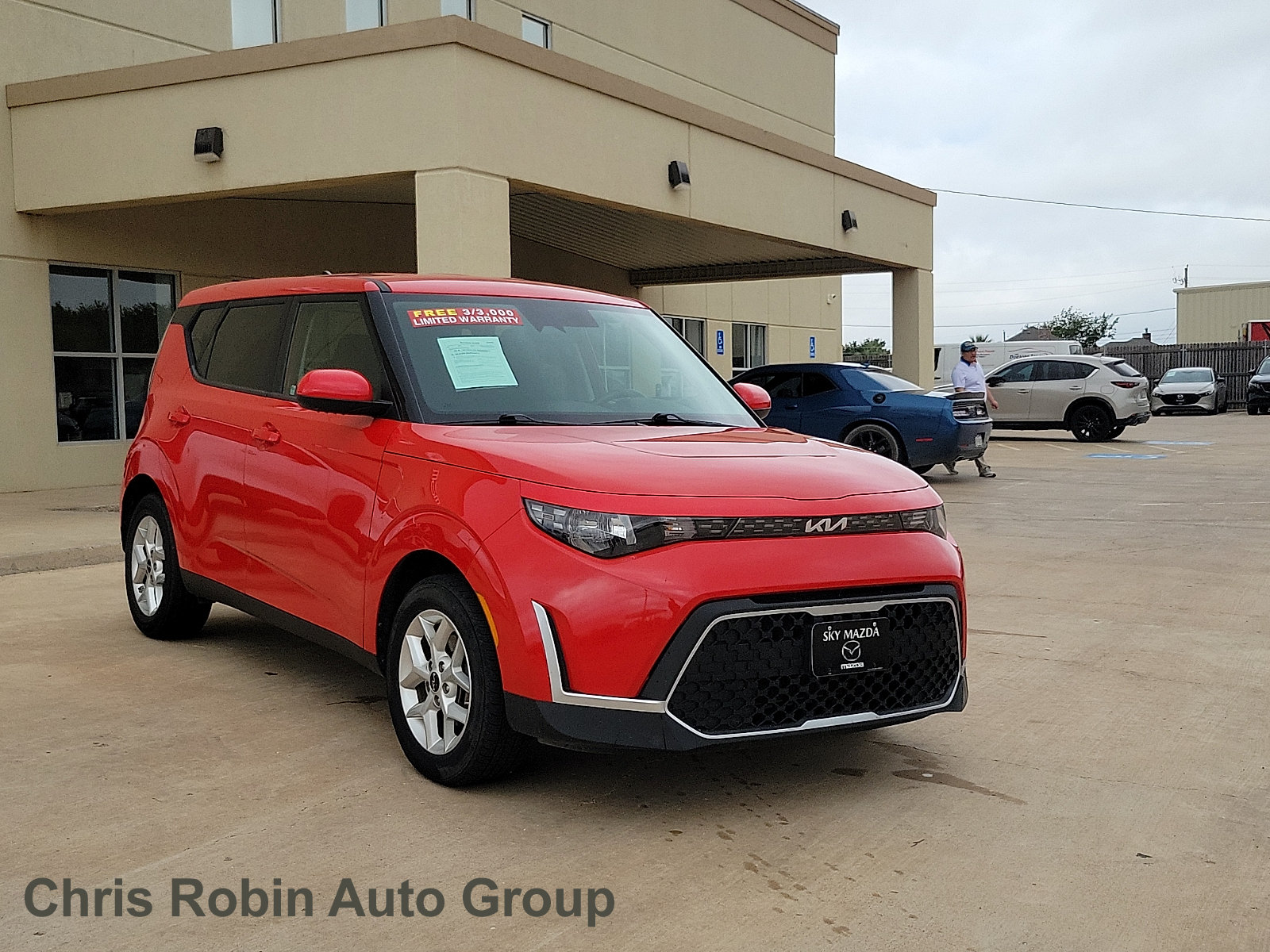 Used 2024 Kia Soul LX w/ Option Group 015 FWD video 1