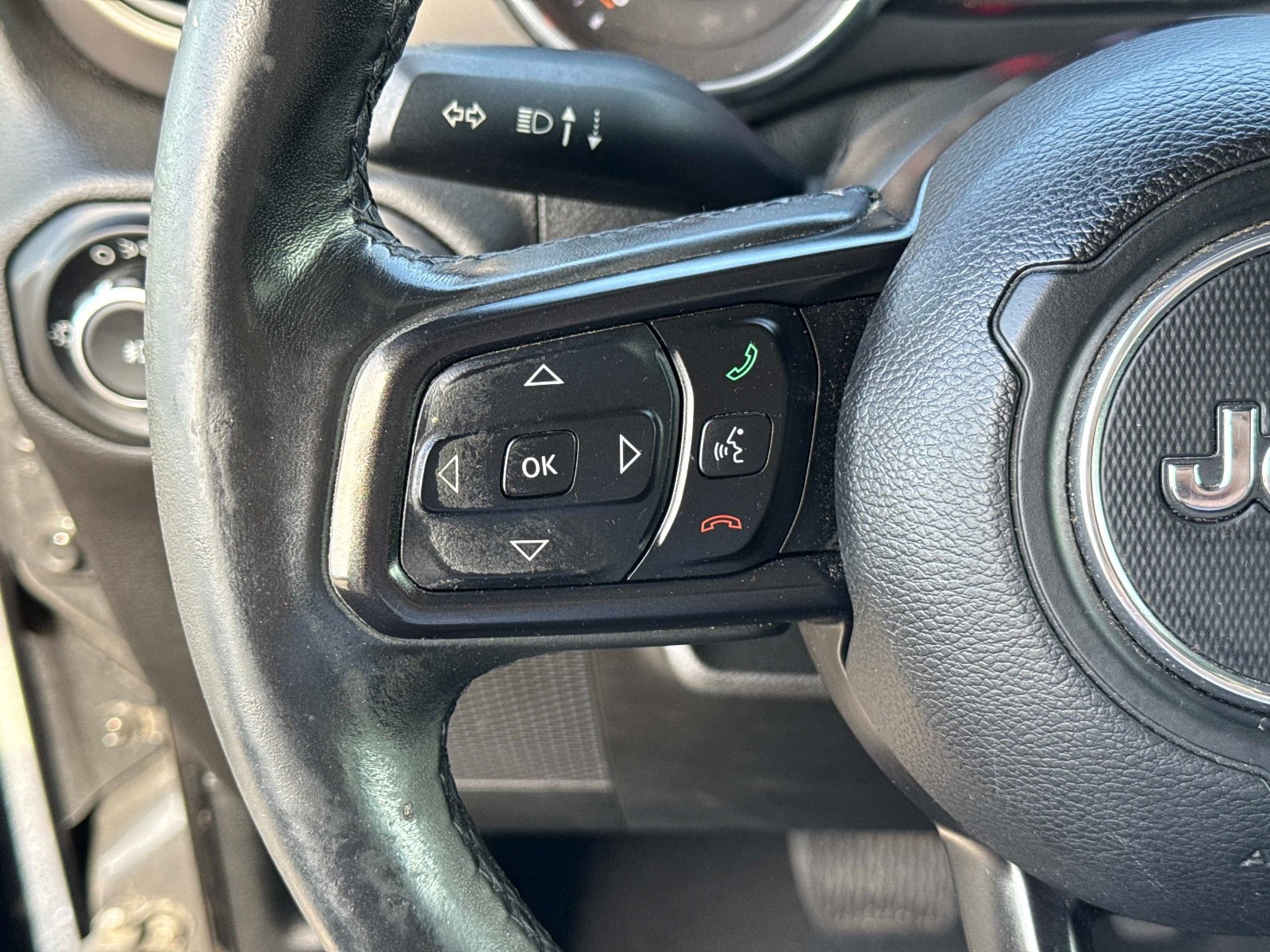 Used 2018 Jeep Wrangler Unlimited Sport S AWD/4WD image 29