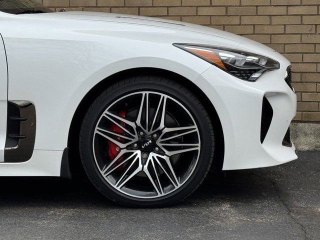Used 2023 Kia Stinger GT2 image 8