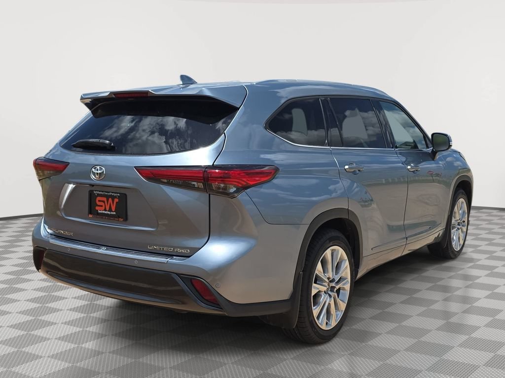 Used 2020 Toyota Highlander Limited w/ Protection Package #3 AWD/4WD image 7