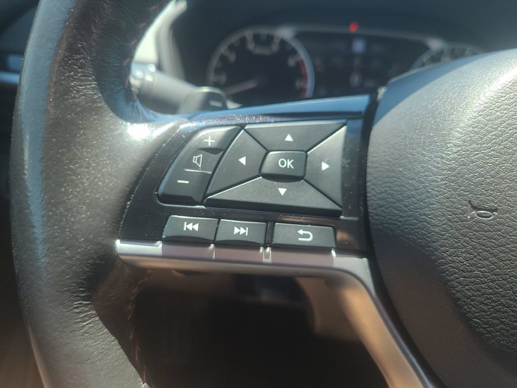 Certified 2023 Nissan Altima 2.0 SR FWD image 28