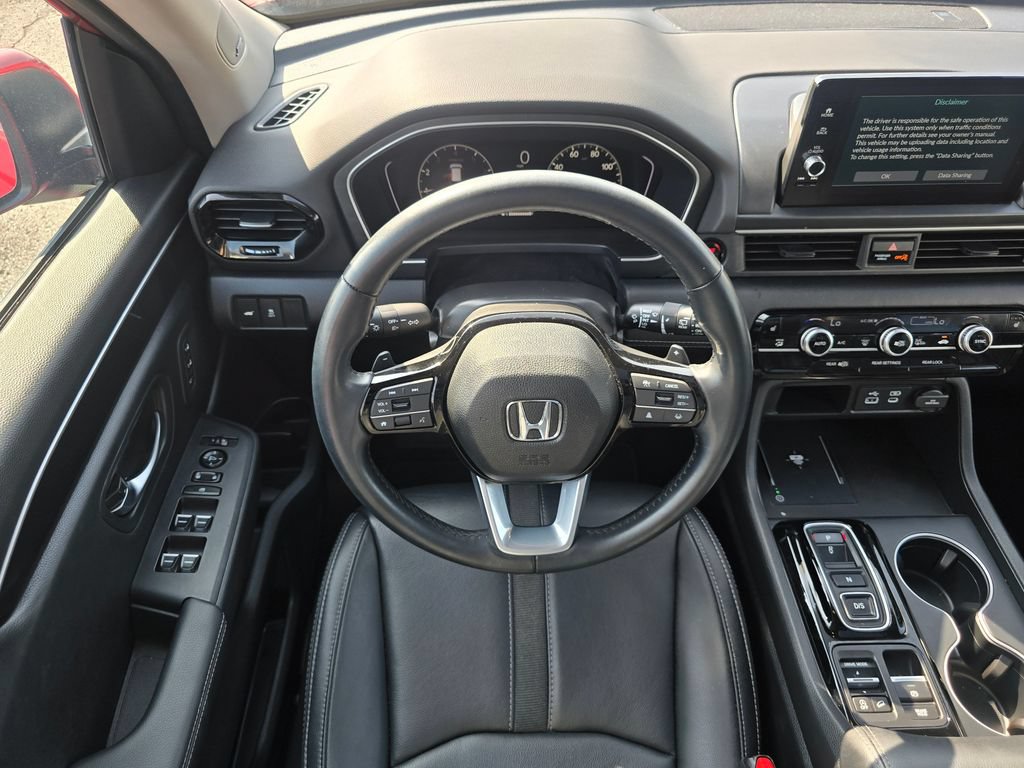Used 2025 Honda Pilot Touring image 18