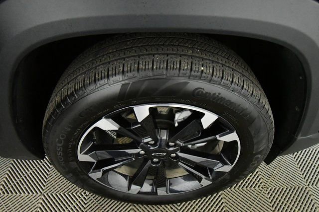 Used 2025 Chevrolet Equinox RS w/ Safety and Technology Package image 17