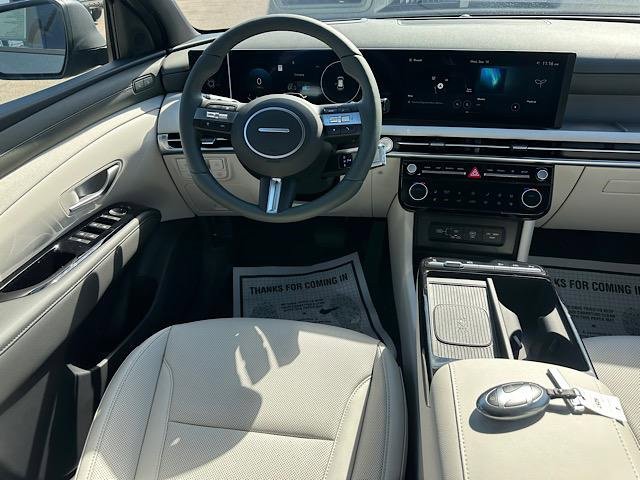 New 2025 Hyundai Tucson Limited image 12