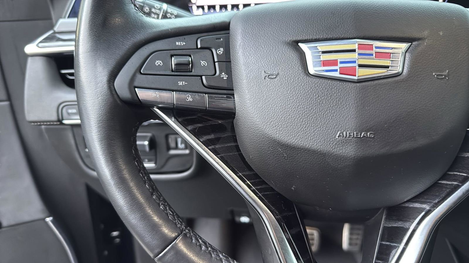 Used 2022 Cadillac Escalade Sport w/ Heavy-Duty Trailer Package image 17