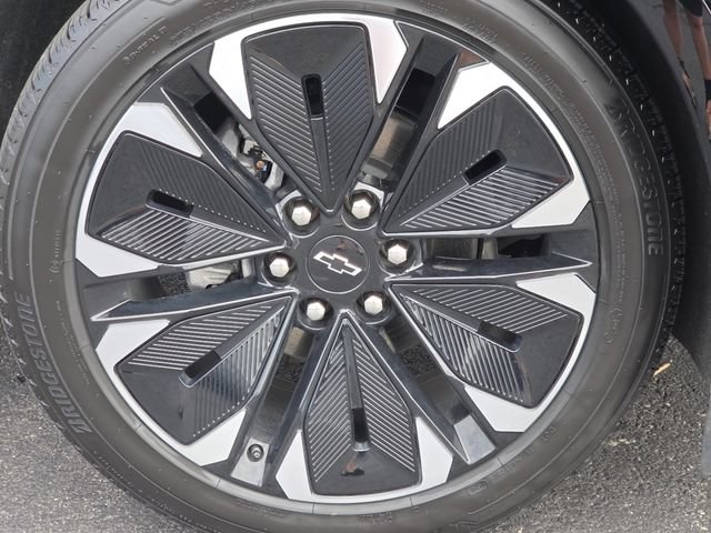 Used 2025 Chevrolet Blazer EV RS AWD/4WD image 9