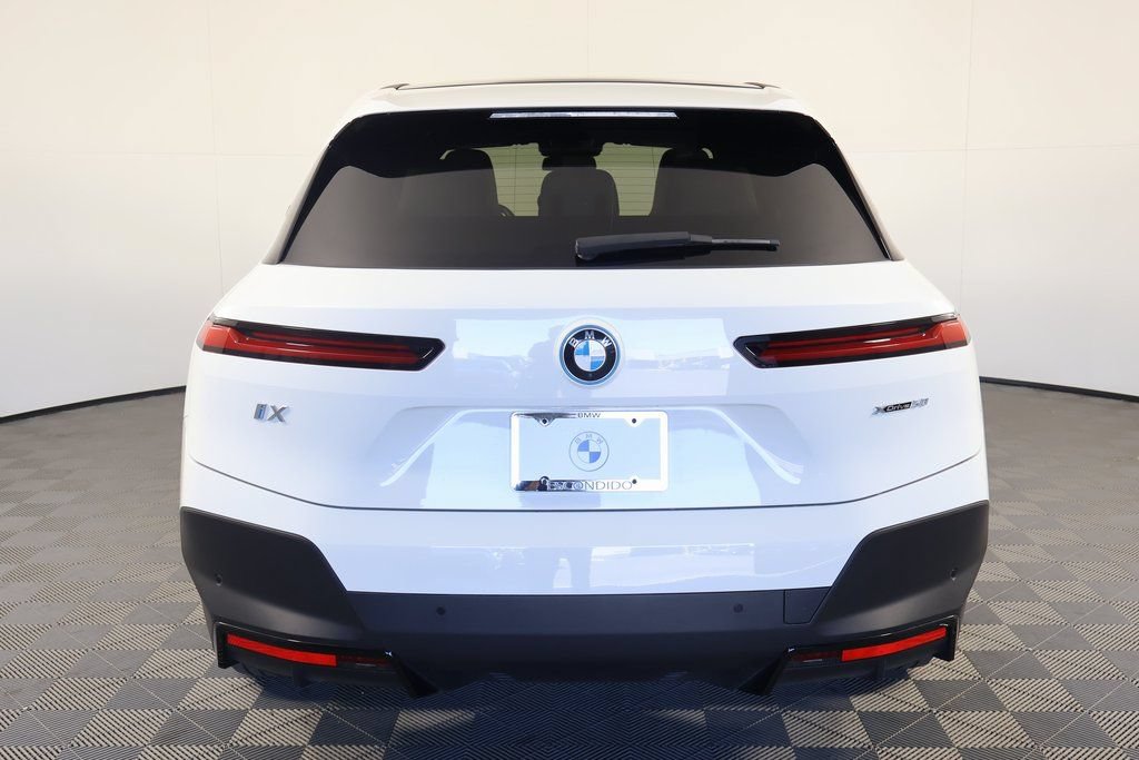 Certified 2024 BMW iX xDrive50 w/ Convenience Package AWD/4WD image 5