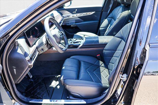 New 2025 BMW 760i xDrive image 12