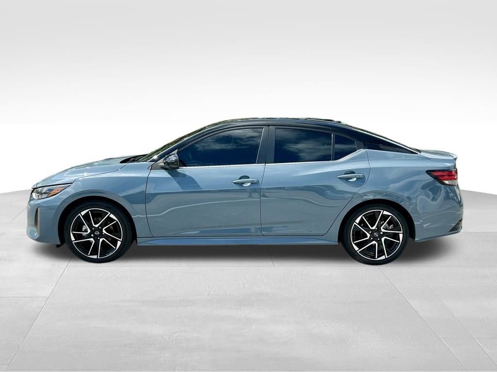 Certified 2024 Nissan Sentra SR w/ SR Premium Package FWD image 10