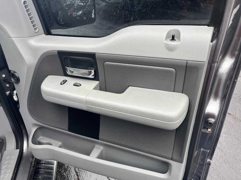 Used 2008 Ford F150 XLT image 25