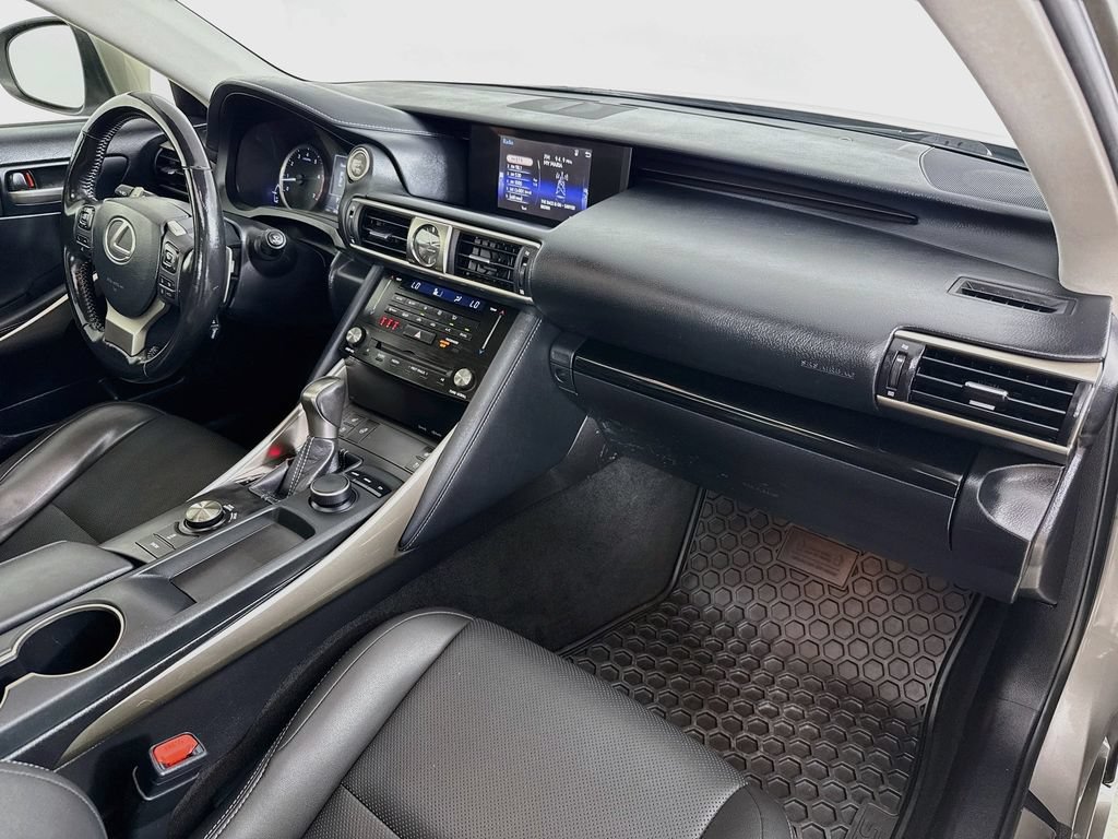 Used 2017 Lexus IS 300 AWD image 34