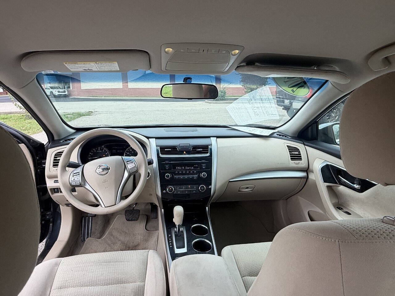 Used 2014 Nissan Altima 2.5 S FWD image 9