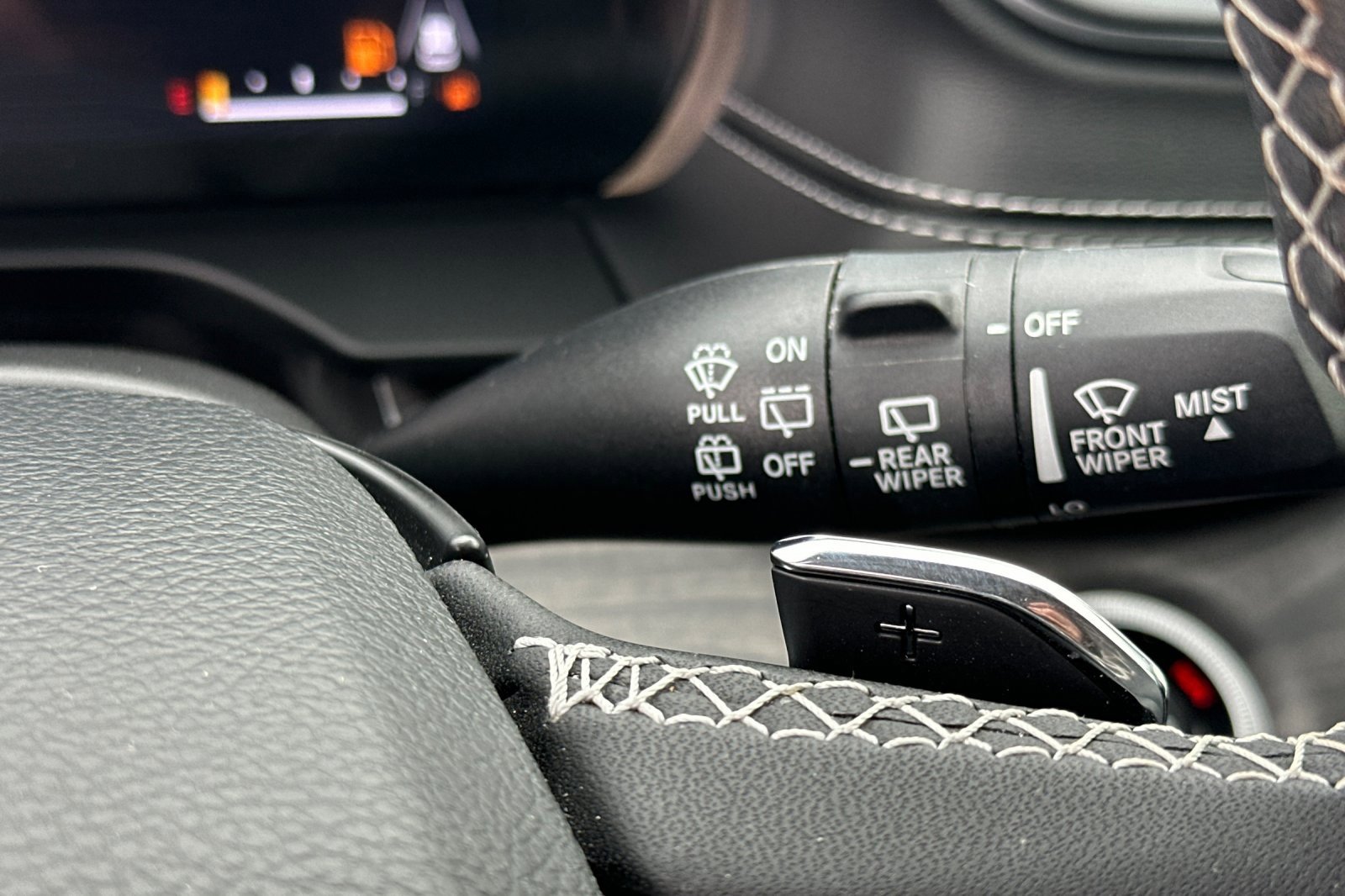 Used 2023 Jeep Grand Cherokee L Limited w/ Trailer Tow Group (B) image 39