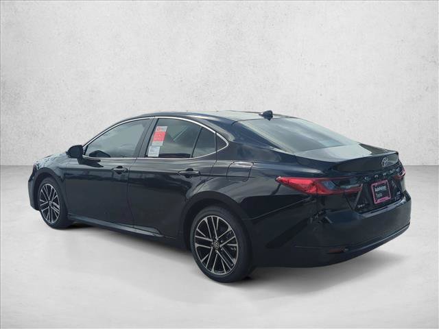 Used 2026 Toyota Camry XLE FWD image 7