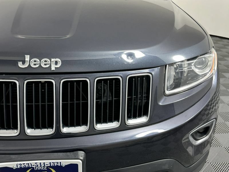 Used 2015 Jeep Grand Cherokee Laredo w/ Quick Order Package 23E AWD/4WD image 4