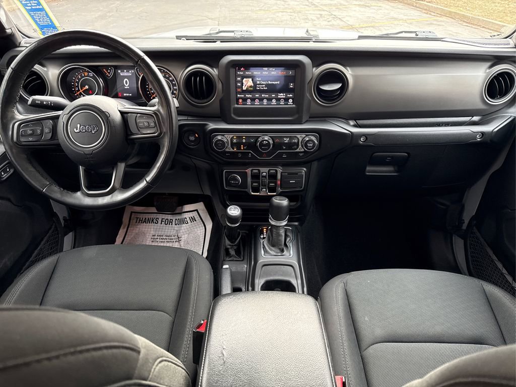 Used 2022 Jeep Gladiator Willys image 19