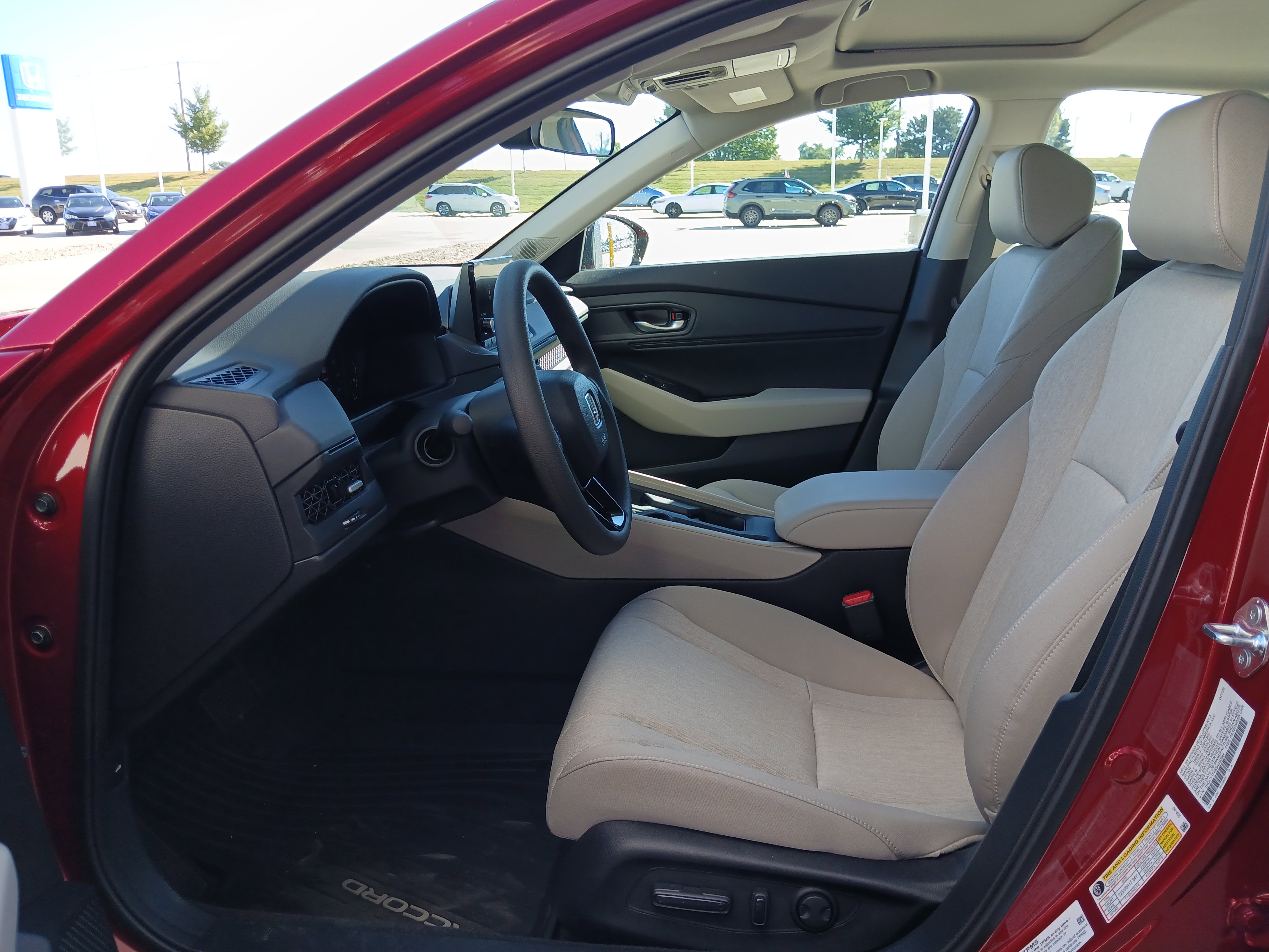 New 2025 Honda Accord SE image 7