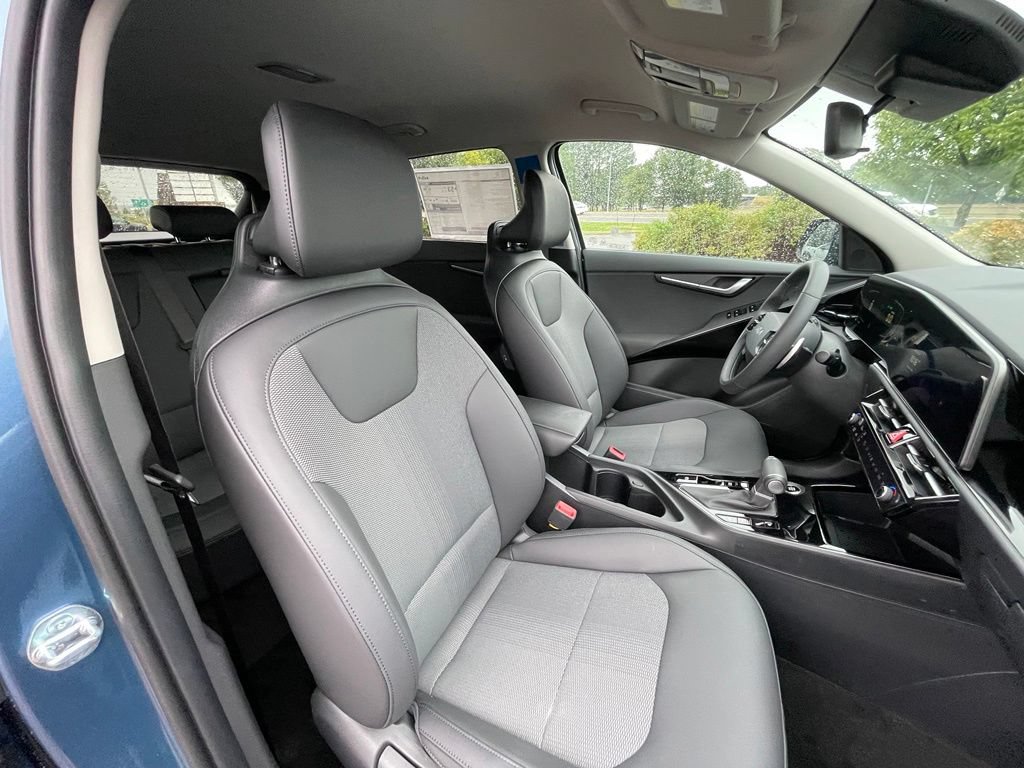 New 2026 Kia Niro EX FWD image 30