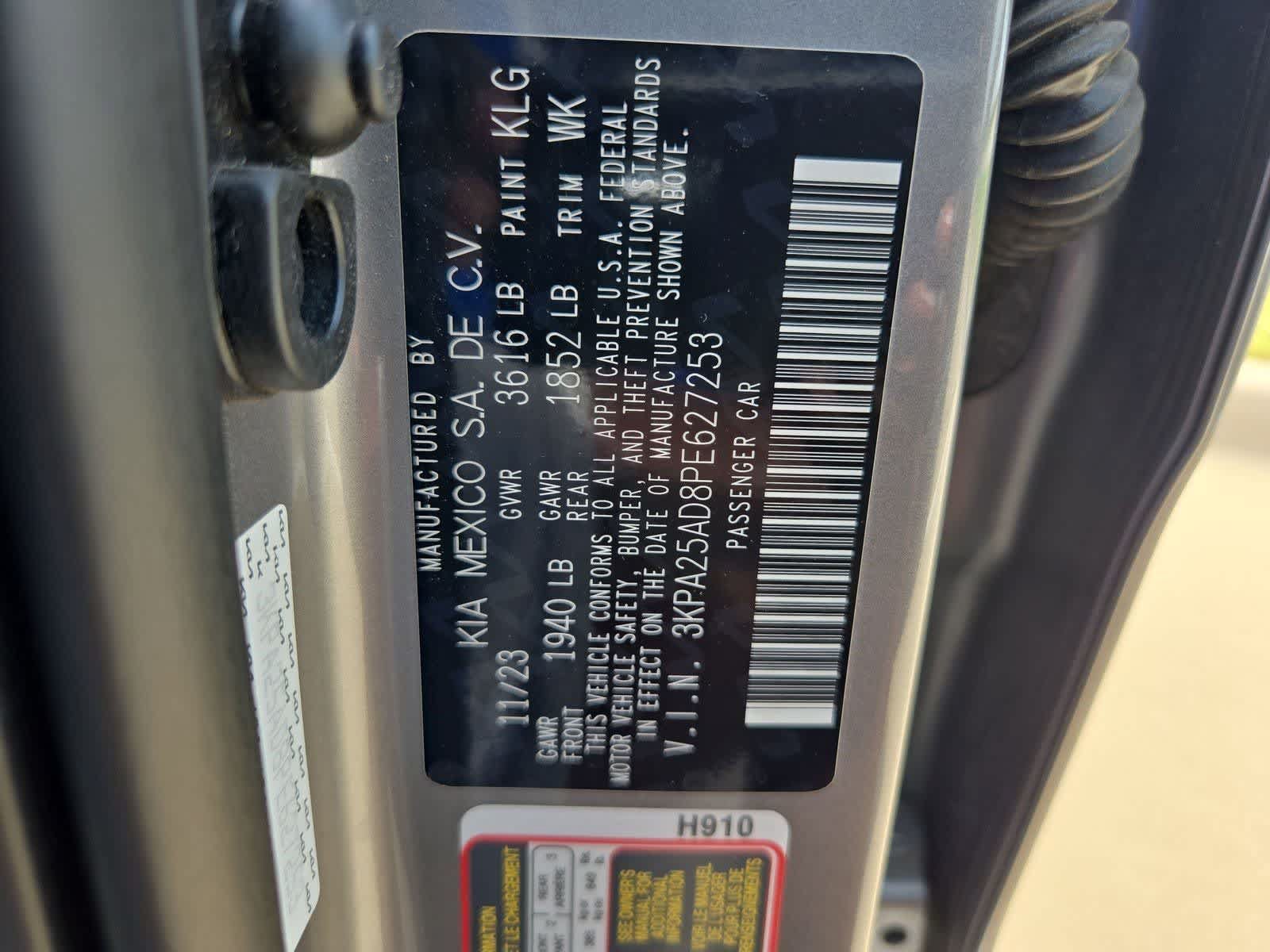 Certified 2023 Kia Rio S FWD image 31