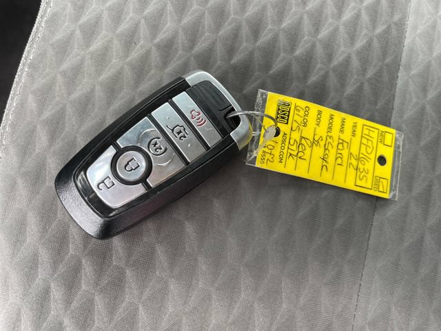 Used 2022 Ford Escape SE w/ Convenience Package FWD image 22