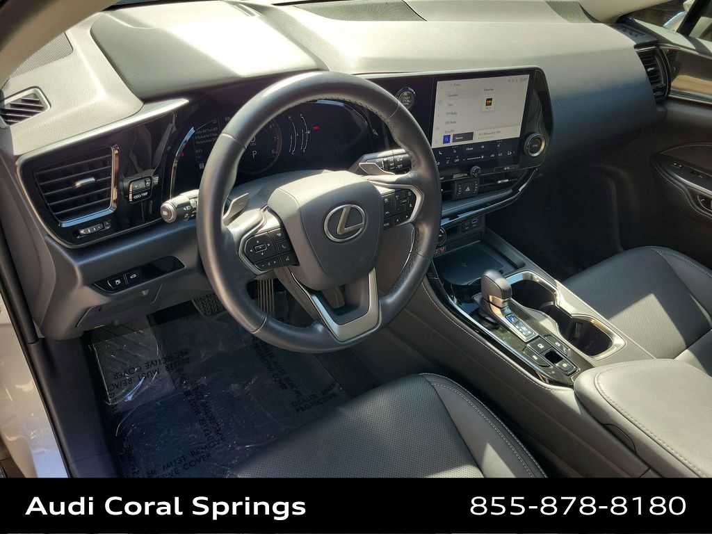 Used 2025 Lexus NX 250 FWD w/ Cold Area Package image 10
